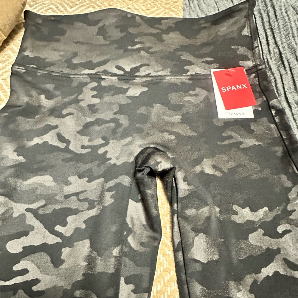 SPANX LEGGINGS